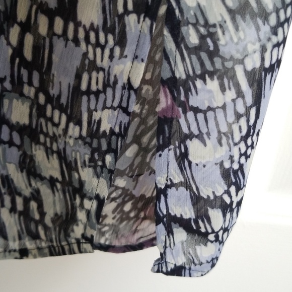 TravelSmith Top - Picture 8 of 8